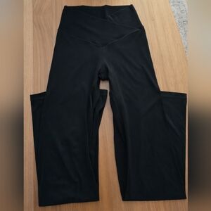 Aerie Crossover Flare Legging Size M Short